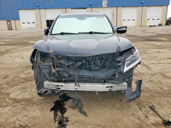 2016 LEXUS LX 570