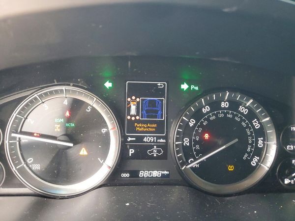 2016 LEXUS LX 570