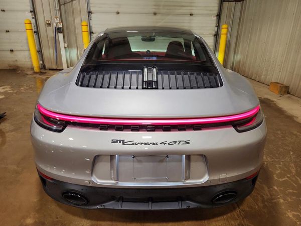 2023 PORSCHE 911