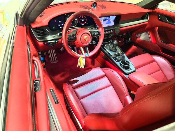2023 PORSCHE 911