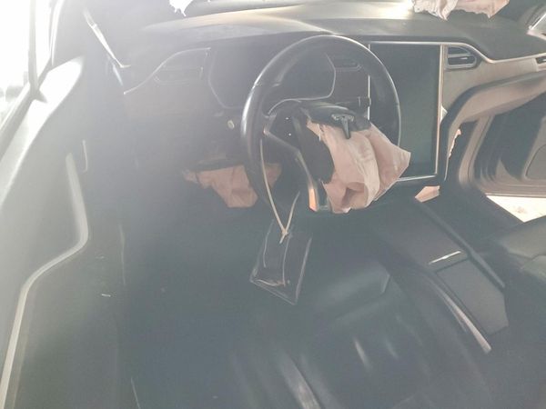 2017 TESLA MODEL X
