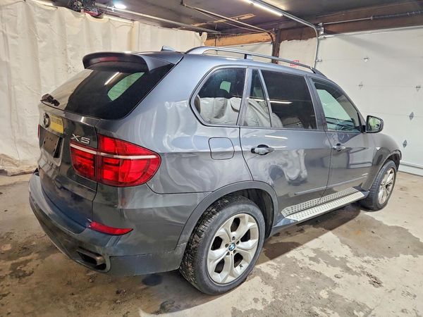 2013 BMW X5 xDrive50i