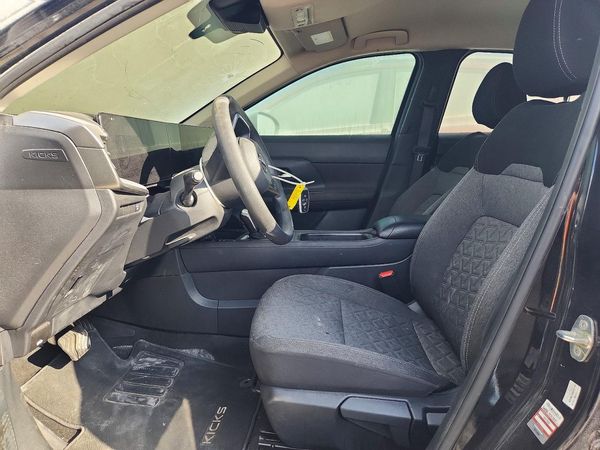 2025 NISSAN KICKS SV