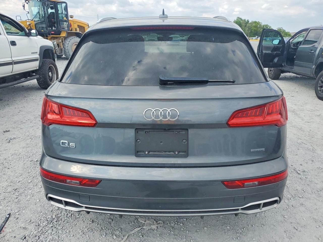 2020 AUDI Q5 E quattro Premium Plus