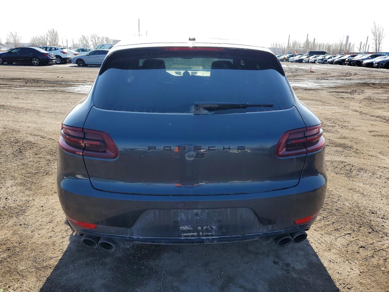 2017 PORSCHE MACAN