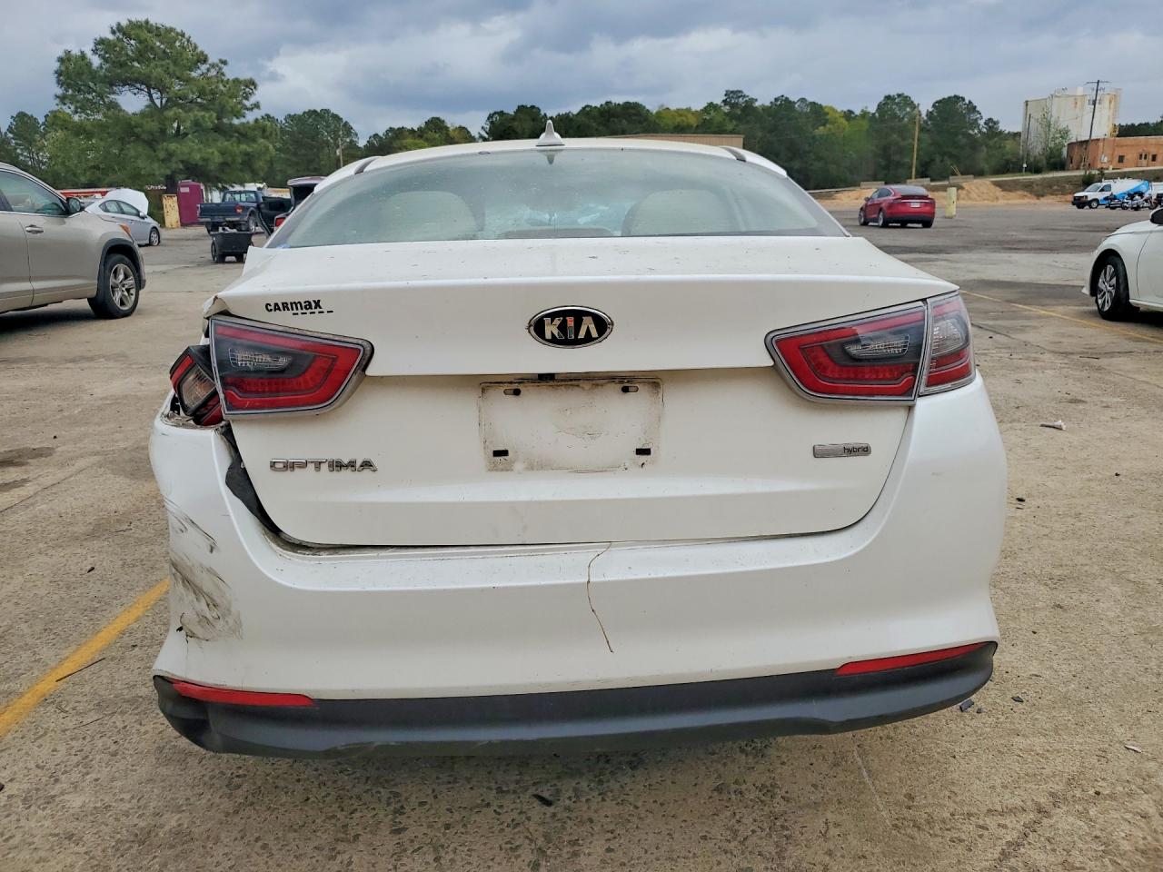 2015 KIA OPTIMA HYBRID GL - Middle-low