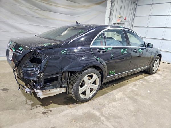 2013 MERCEDES-BENZ S S550V 4-MATIC