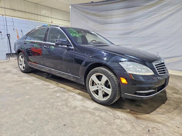 2013 MERCEDES-BENZ S S550V 4-MATIC