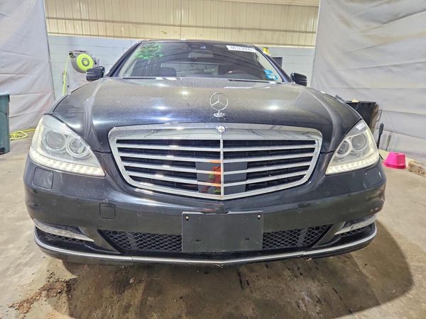 2013 MERCEDES-BENZ S S550V 4-MATIC