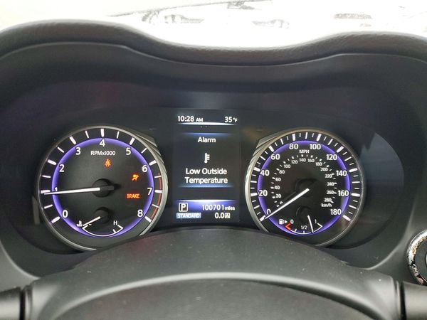 2017 INFINITI Q50