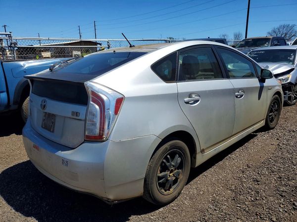 2012 TOYOTA PRIUS