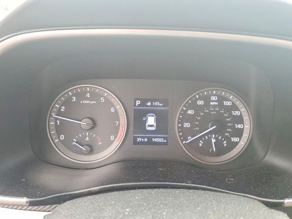 2019 HYUNDAI TUCSON SE