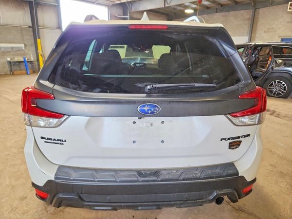 2022 SUBARU FORESTER