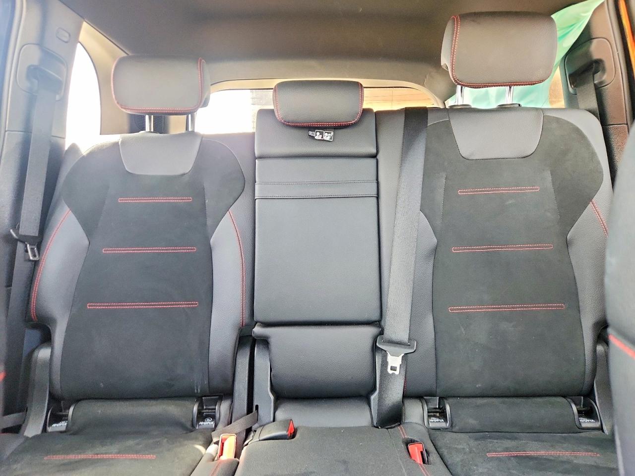 2025 MERCEDES-BENZ GLB GLB250 4MATIC