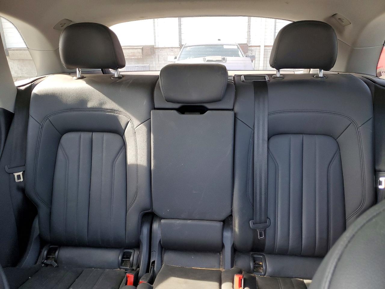 2020 AUDI Q5 quattro Premium Plus