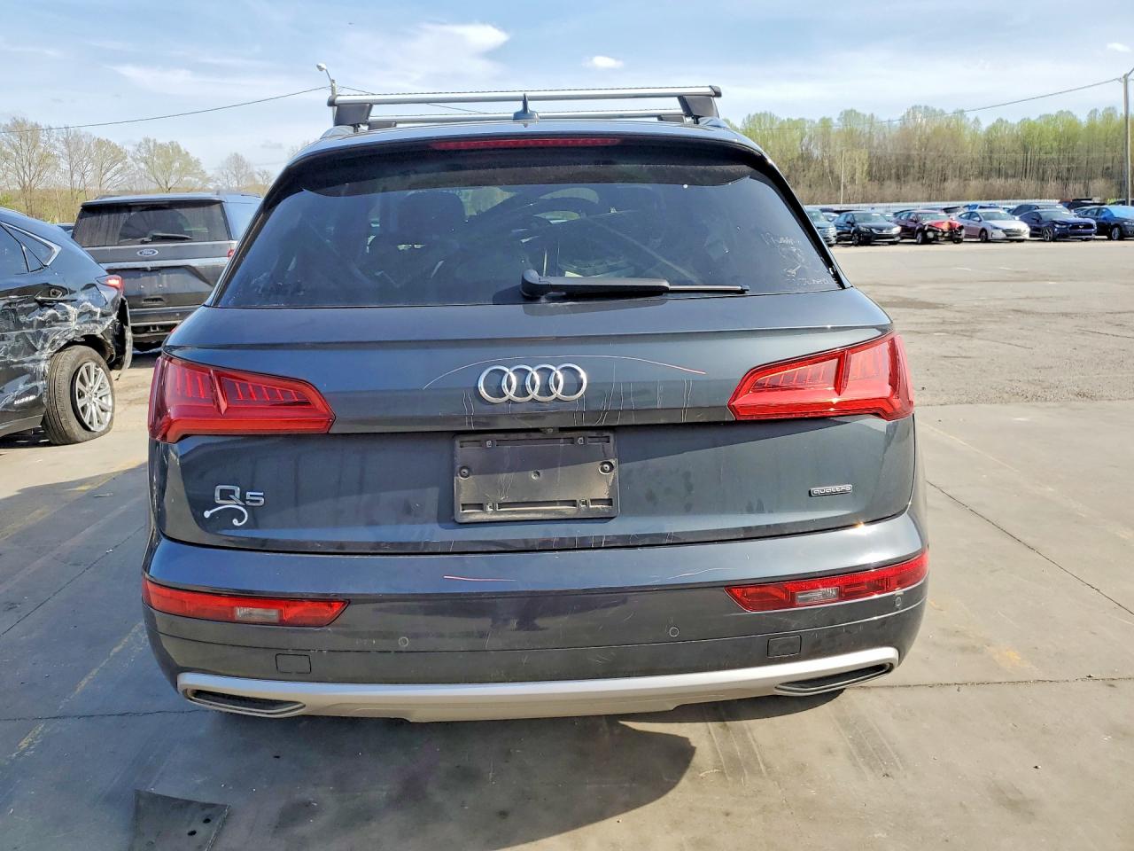 2020 AUDI Q5 quattro Premium Plus