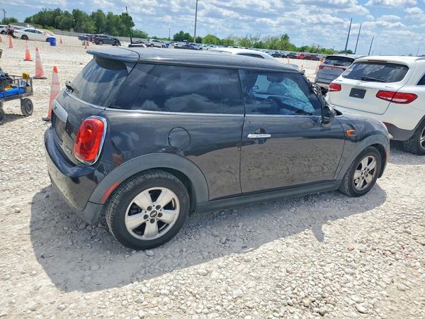 2015 MINI COOPER