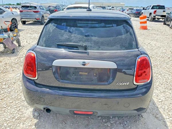 2015 MINI COOPER
