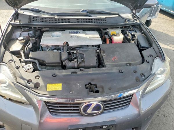 2013 LEXUS CT 200H