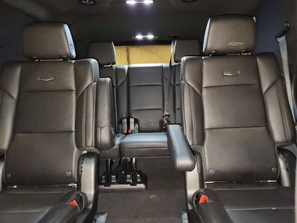 2021 CADILLAC ESCALADE Luxury