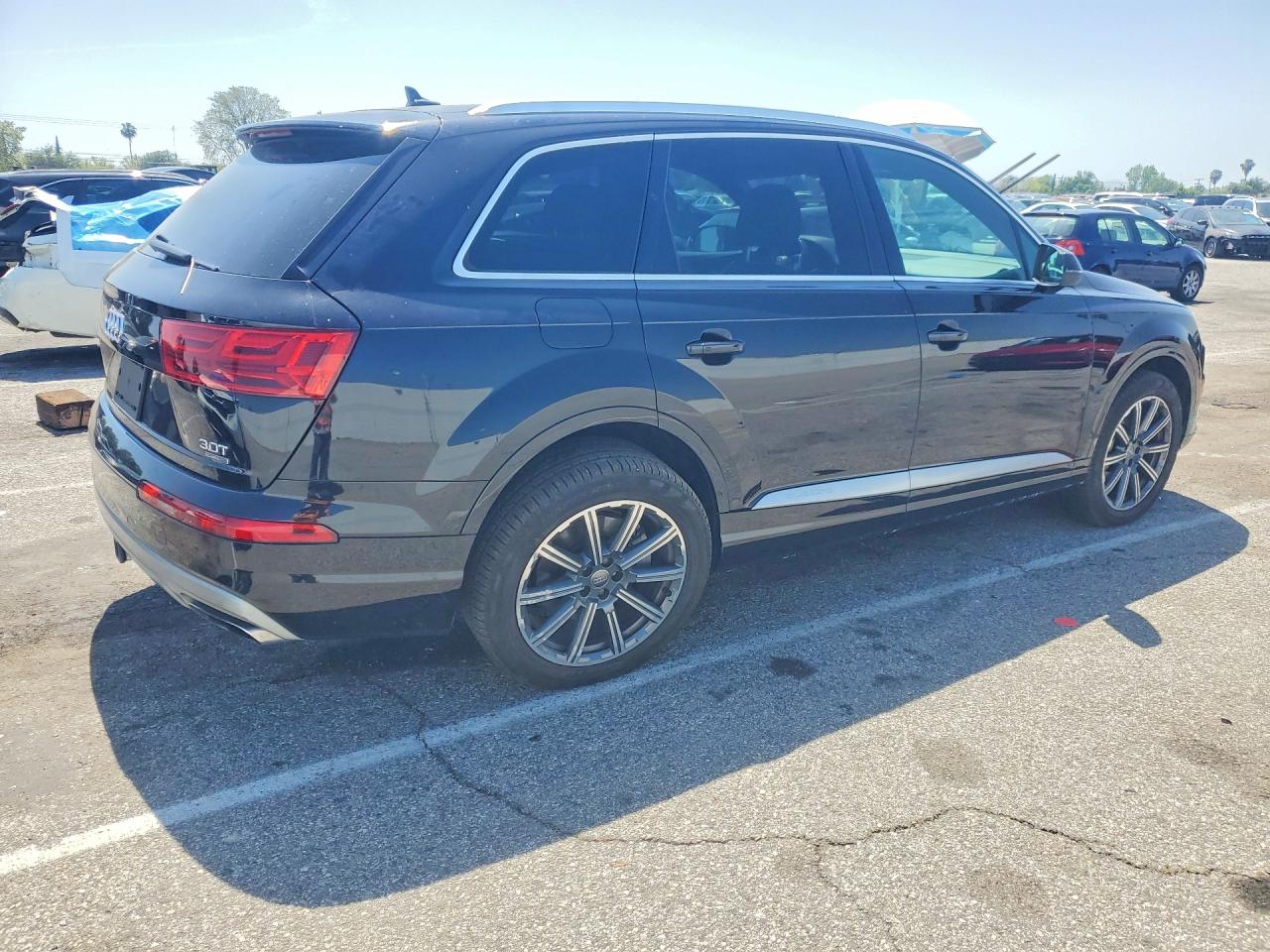 2017 AUDI Q7