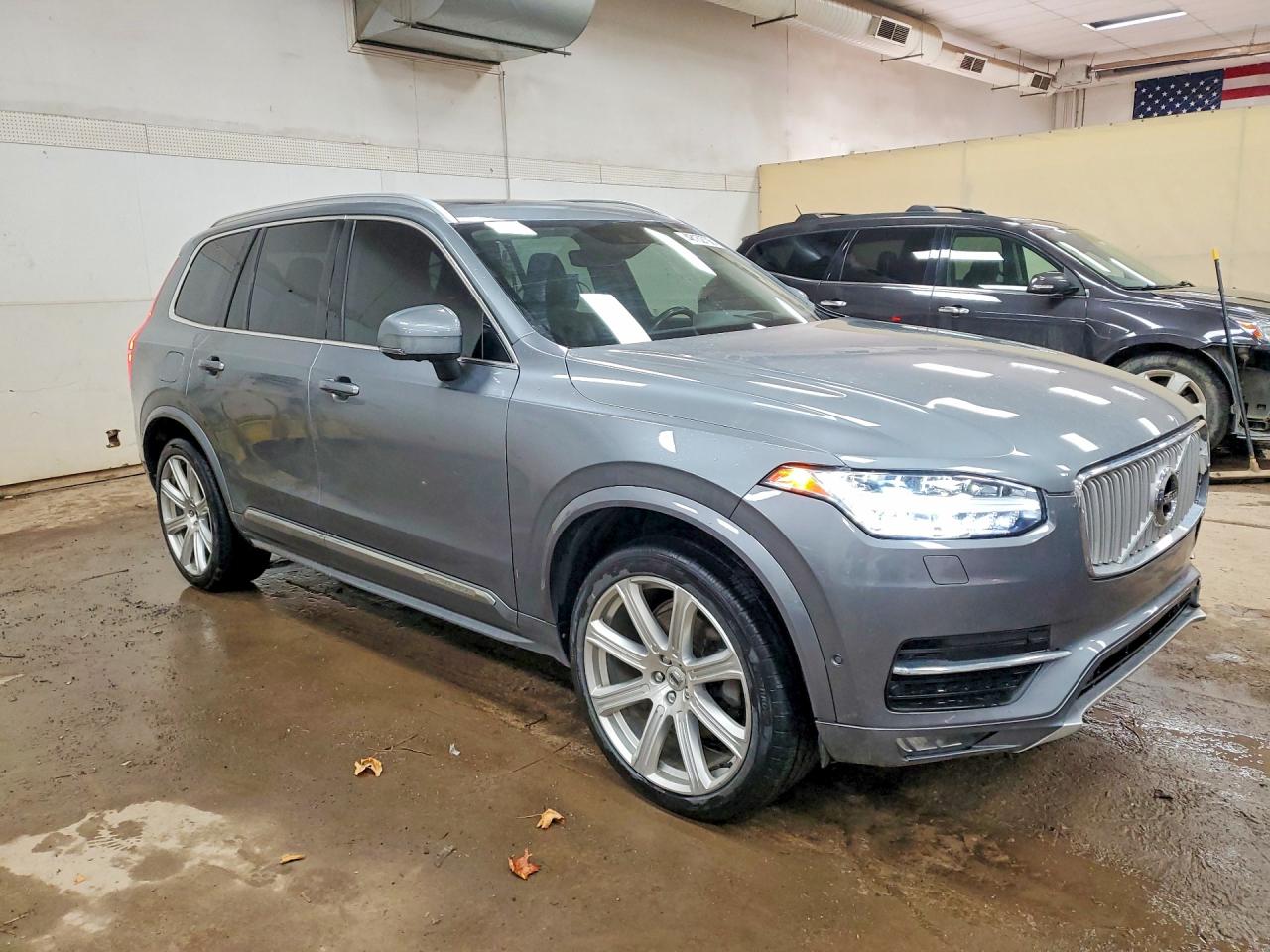 2019 VOLVO XC90 Inscription