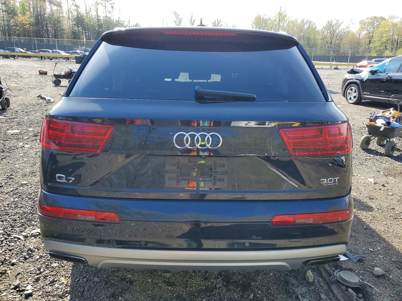 2017 AUDI Q7