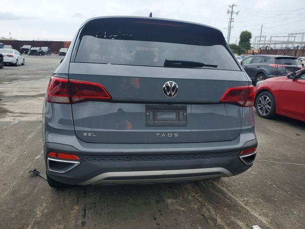 2022 VOLKSWAGEN TAOS SEL