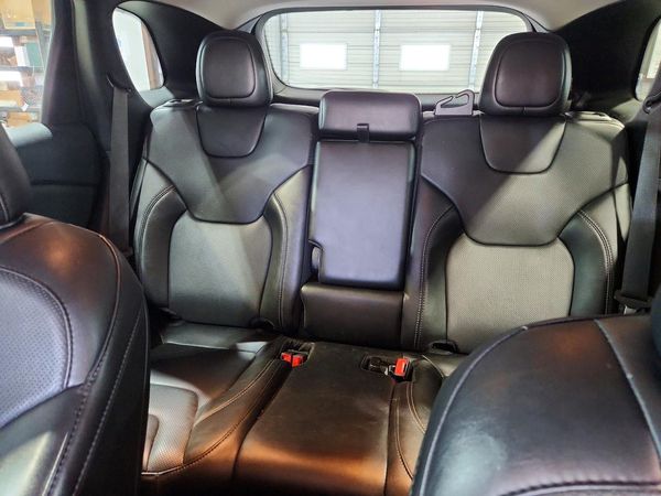 2023 JEEP CHEROKEE Altitude Lux, Altitude