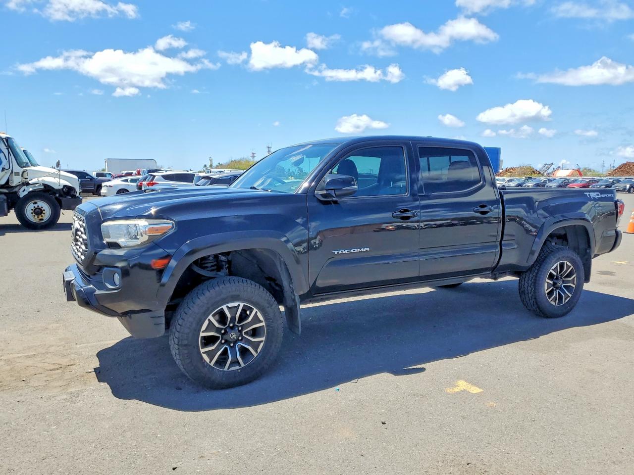 2020 TOYOTA TACOMA SR5