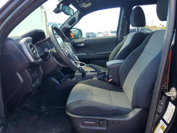 2020 TOYOTA TACOMA SR5