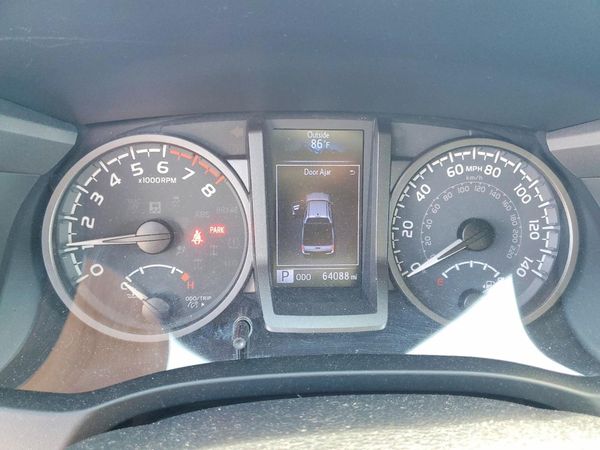 2020 TOYOTA TACOMA SR5