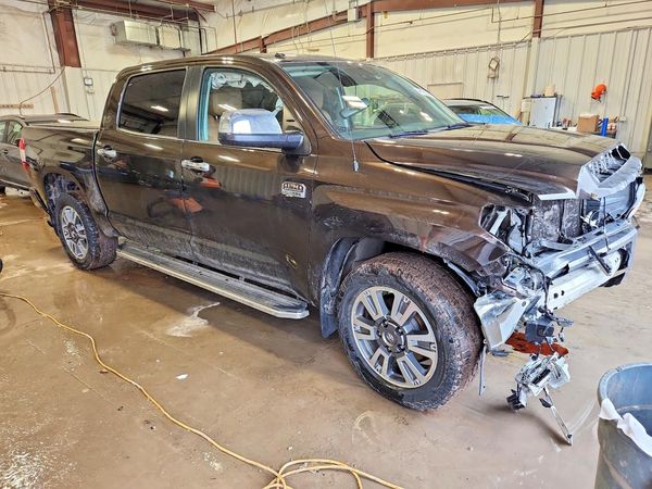 2019 TOYOTA TUNDRA Platinum Grade