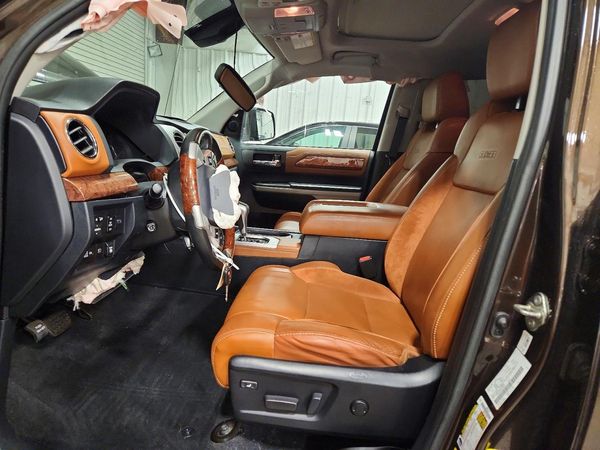 2019 TOYOTA TUNDRA Platinum Grade