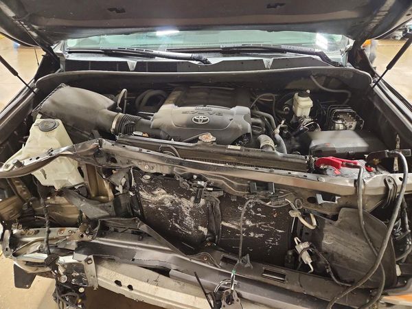 2019 TOYOTA TUNDRA Platinum Grade