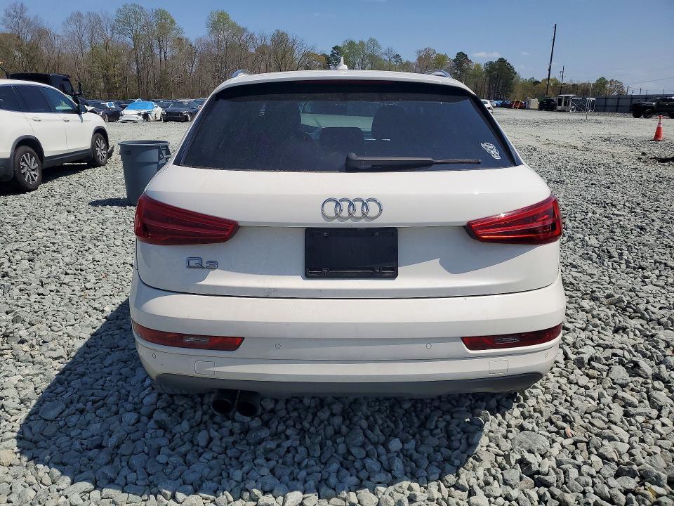 2016 AUDI Q3 Premium Plus