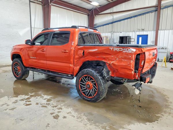 2016 TOYOTA TACOMA