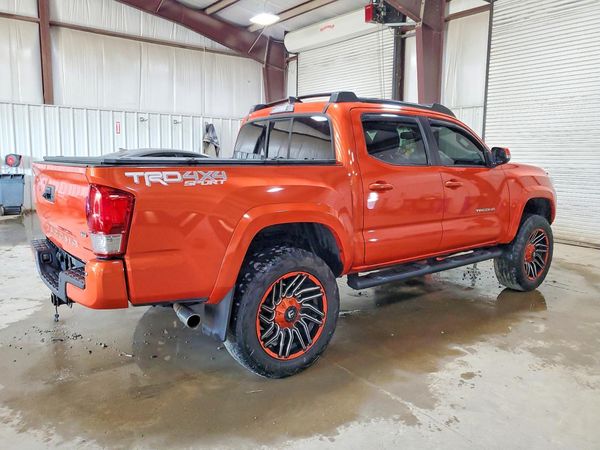2016 TOYOTA TACOMA