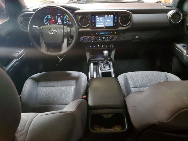 2016 TOYOTA TACOMA