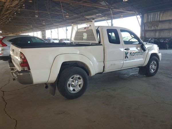 2015 TOYOTA TACOMA