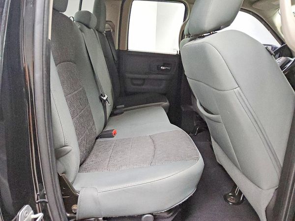 2015 RAM 1500 SLT