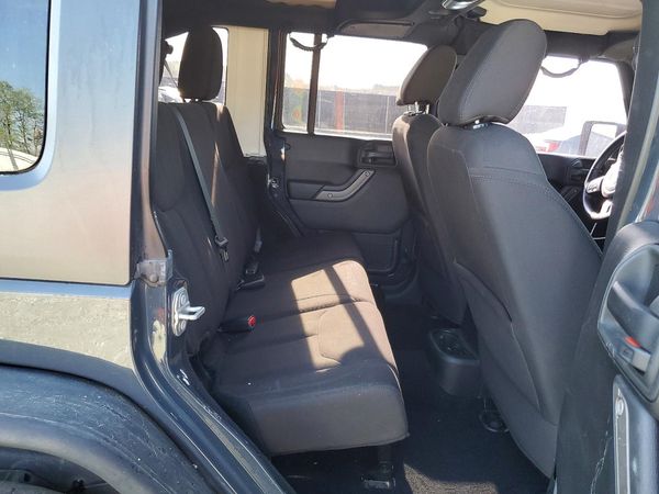 2017 JEEP WRANGLER UNLIMITED SPORT 4X4