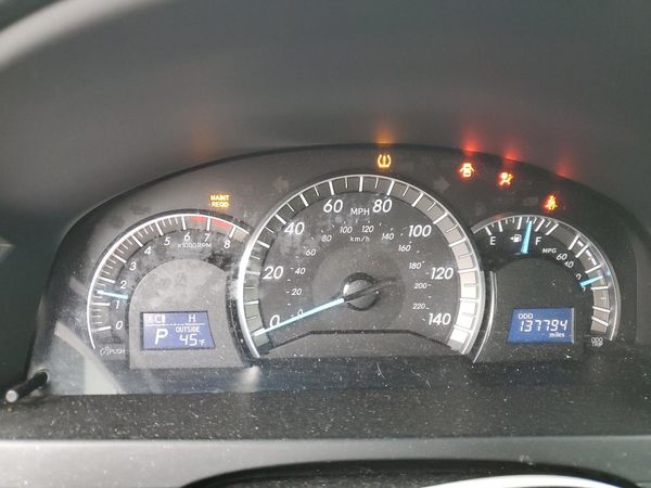 2012 TOYOTA CAMRY