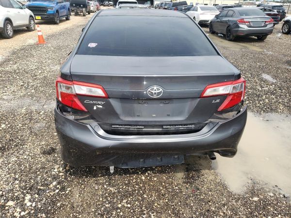2012 TOYOTA CAMRY