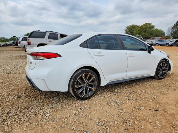 2020 TOYOTA COROLLA SE, CVT
