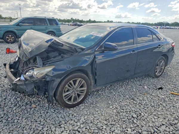 2017 TOYOTA CAMRY