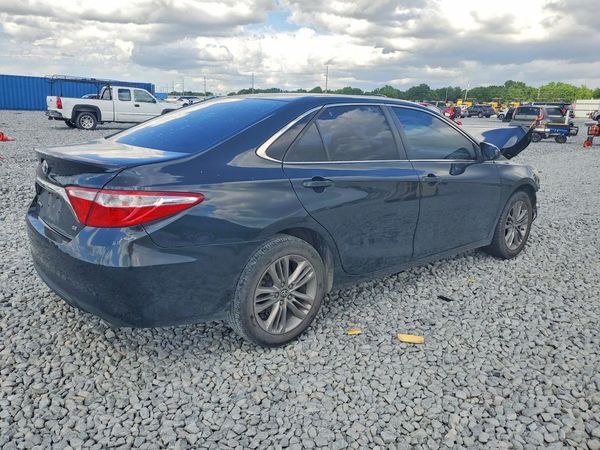 2017 TOYOTA CAMRY