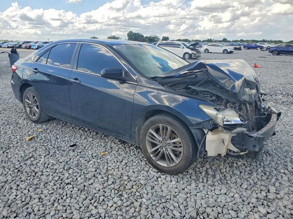 2017 TOYOTA CAMRY