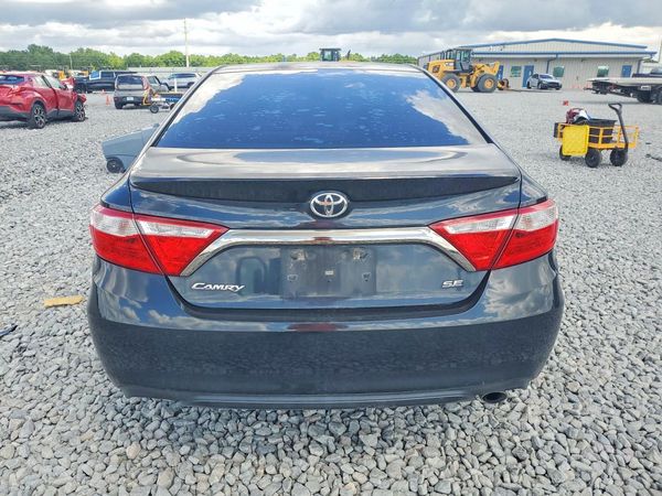 2017 TOYOTA CAMRY