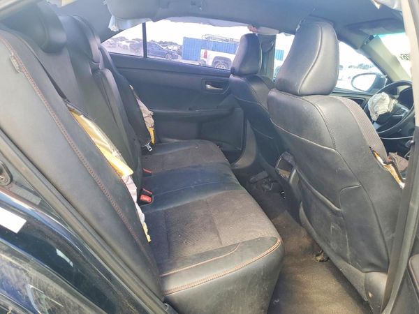 2017 TOYOTA CAMRY